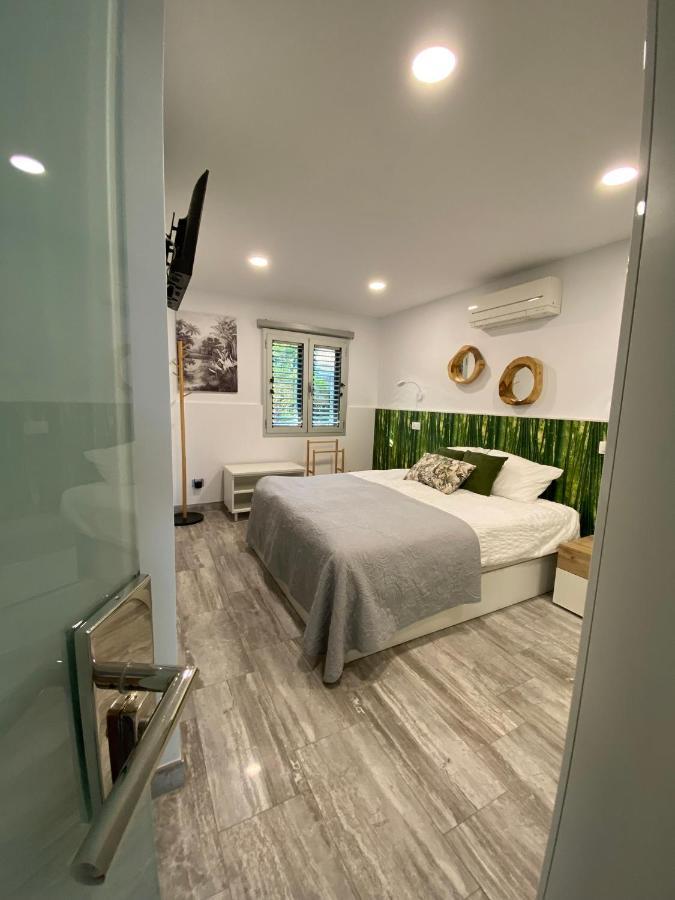 First Beachline Deluxe With Garden And Terrasse In Sun Club San Bartolomé Exterior photo