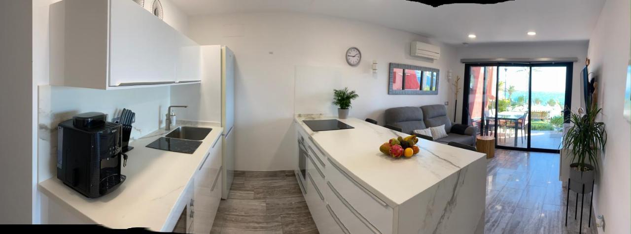 First Beachline Deluxe With Garden And Terrasse In Sun Club San Bartolomé Exterior photo