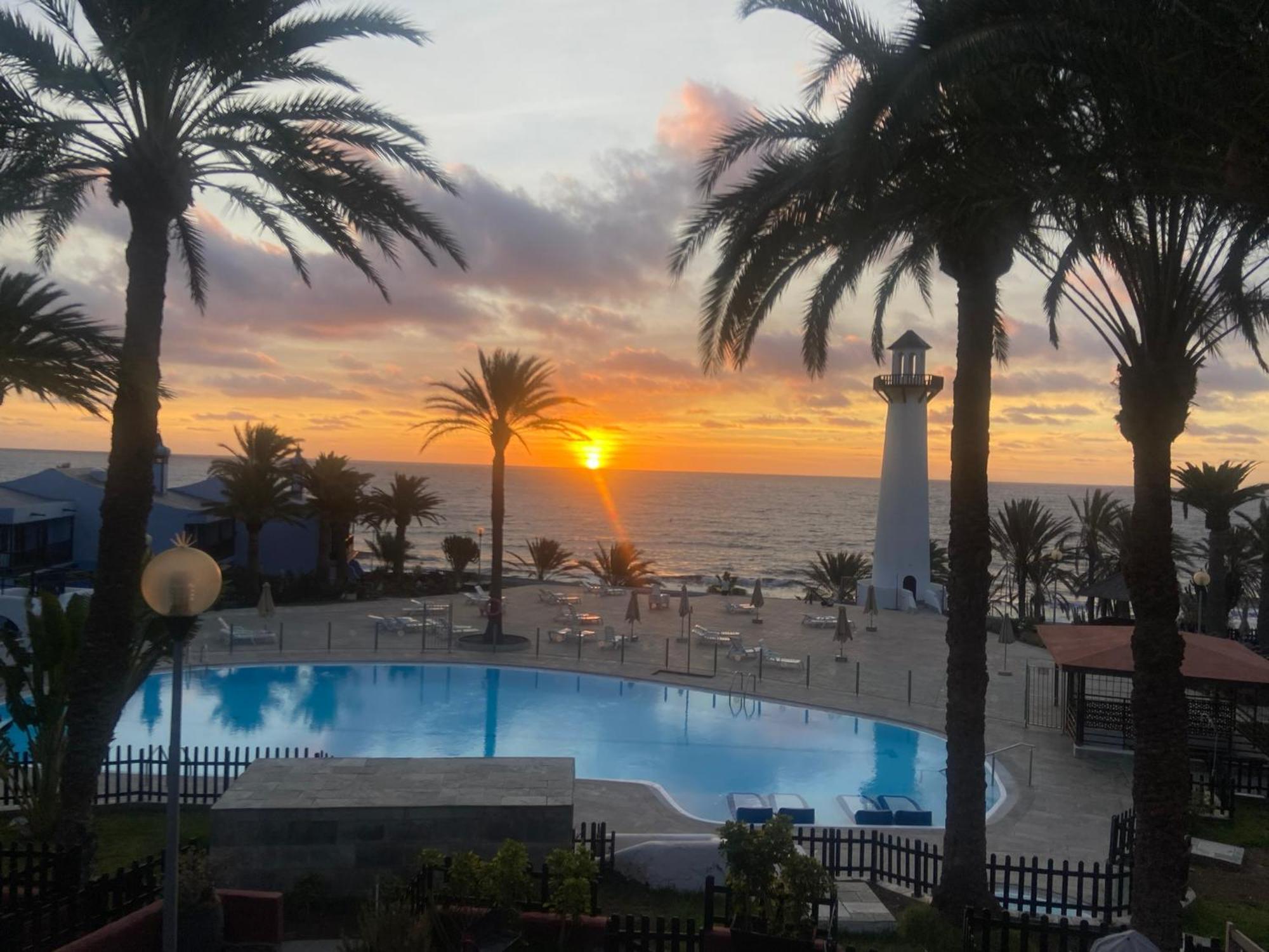 First Beachline Deluxe With Garden And Terrasse In Sun Club San Bartolomé Exterior photo